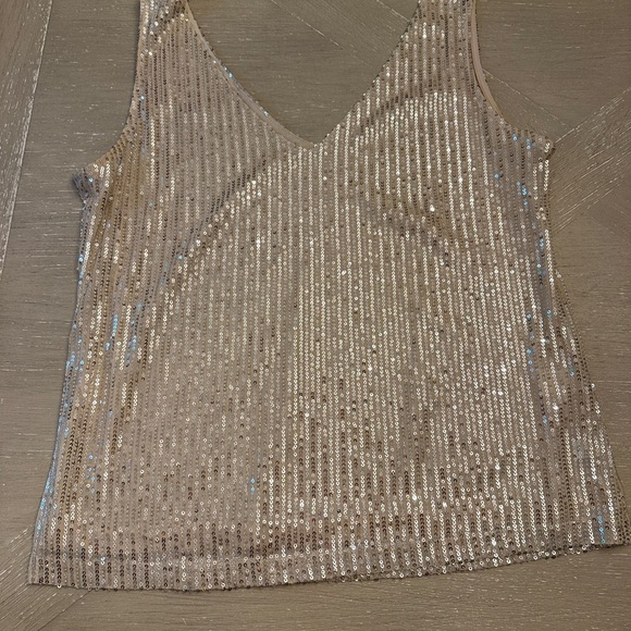 Gold Sequin Ribbed Sleeveless Tank Top - Picture 5 of 5